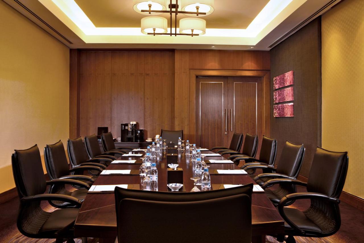 Amwaj Rotana, Jumeirah Beach - Dubai Esterno foto Meeting room